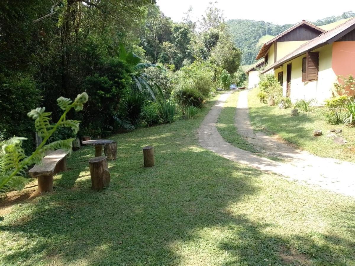 Chales Pouso Do Vale วิสกอนจิ จิ เมาอา ภายนอก รูปภาพ